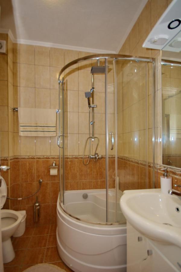 Apartment Martin Kotor Luaran gambar