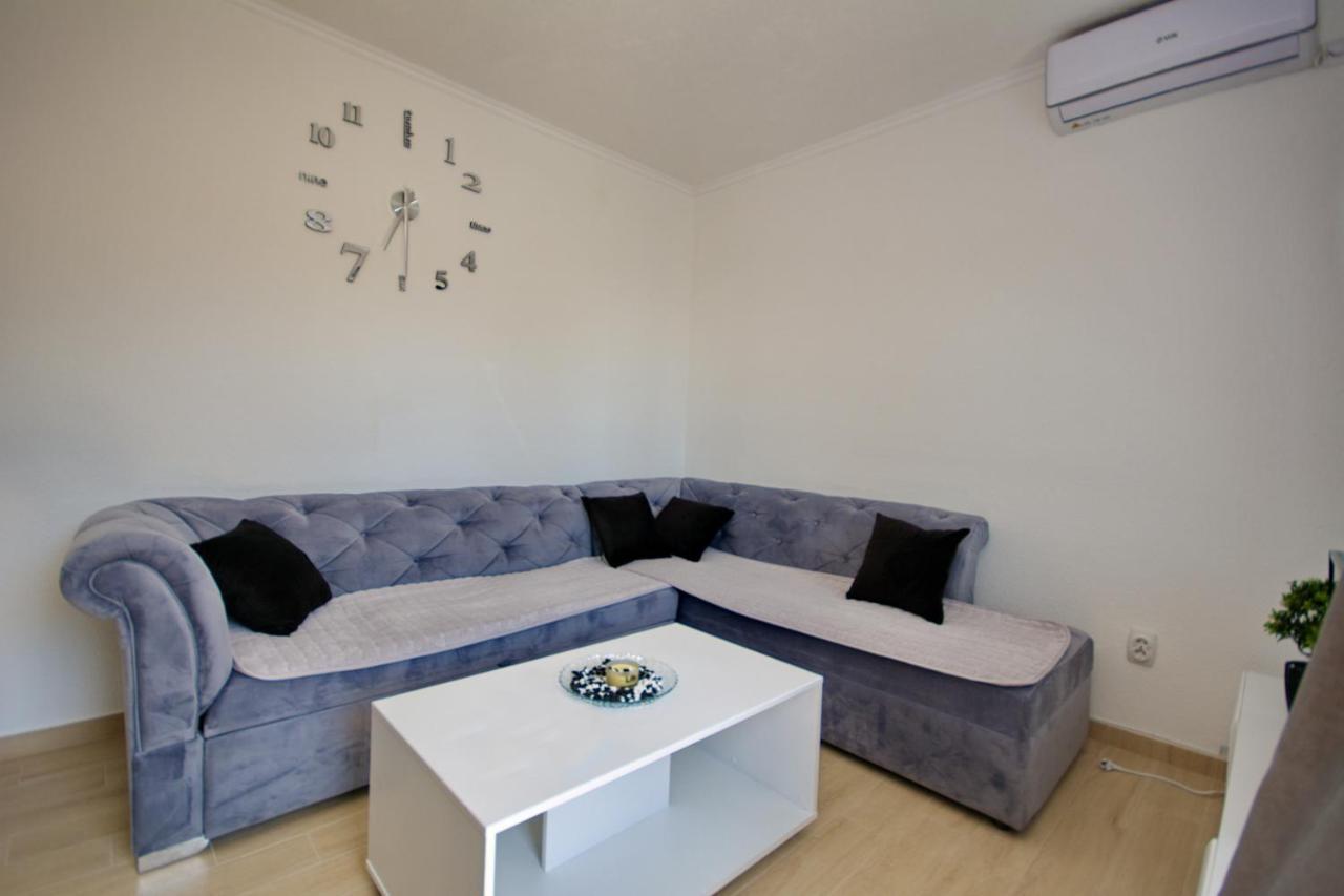 Apartment Martin Kotor Luaran gambar