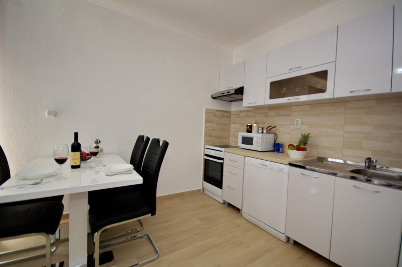 Apartment Martin Kotor Luaran gambar