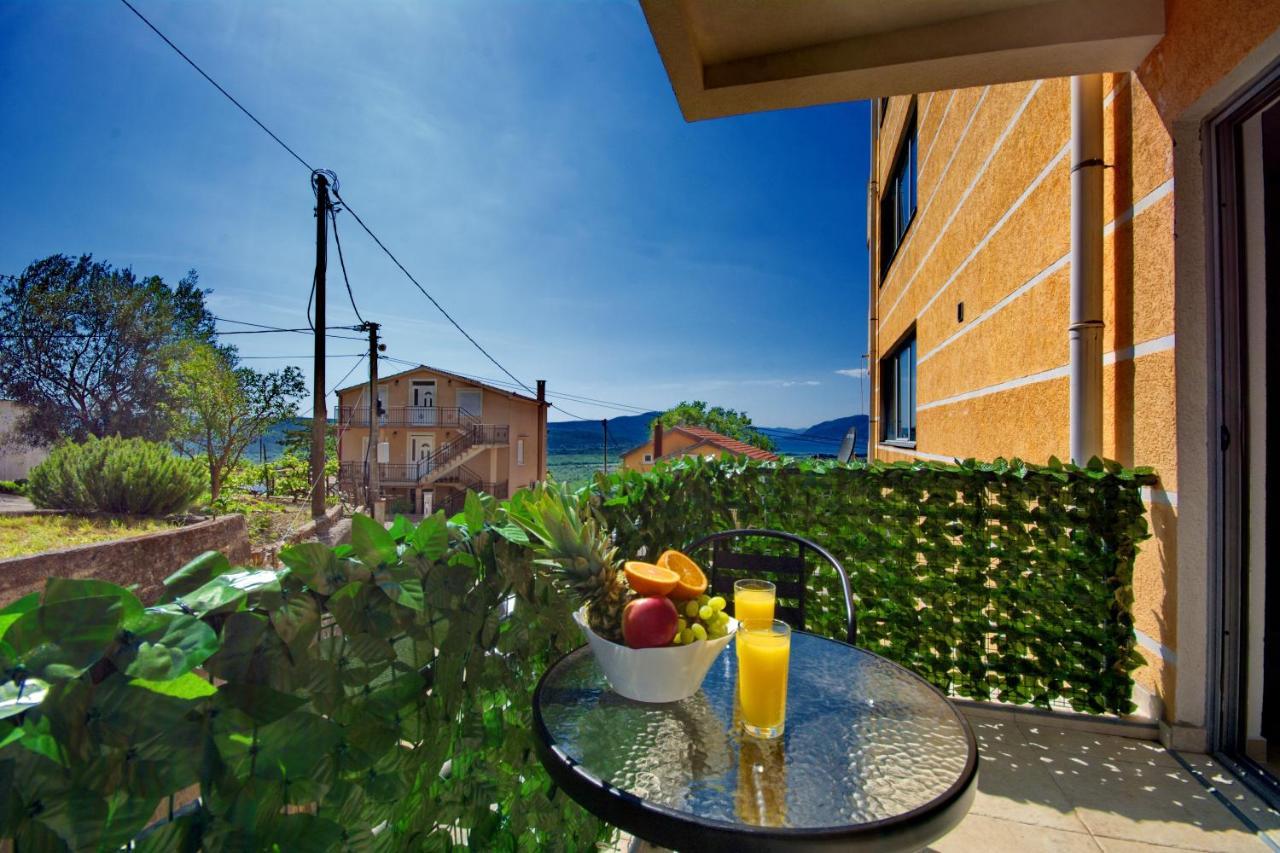 Apartment Martin Kotor Luaran gambar